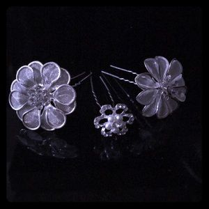 Set of 3 beautiful sparkling flower hair picks